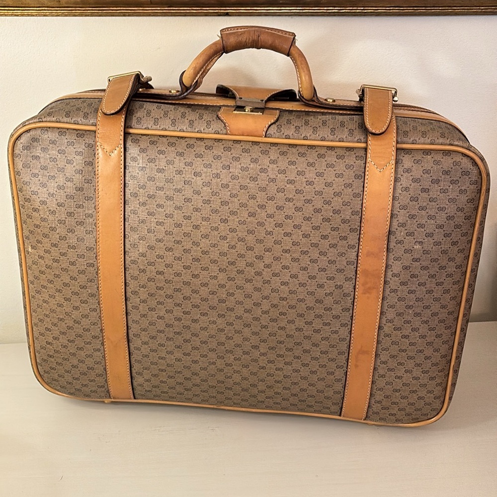 GUCCI MENS/ UNISEX MICRO GG SUITCASE